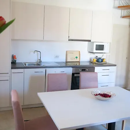 Apartment Apartaments - Villa Delle Querce