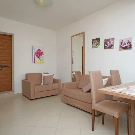 Apartaments - Villa Delle Querce *
