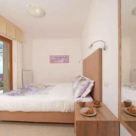 Apartment Apartaments - Villa Delle Querce Tremosine