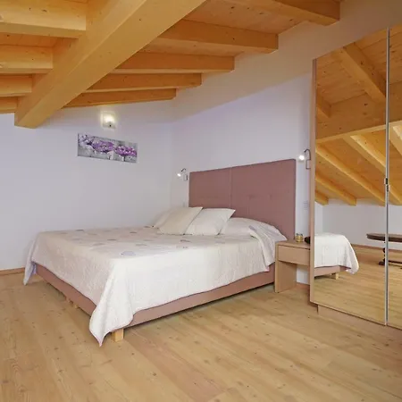 Apartaments - Villa Delle Querce * Tremosine