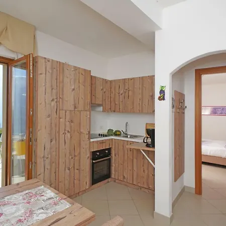 Apartaments - Villa Delle Querce Apartment