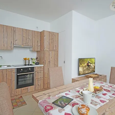 Apartaments - Villa Delle Querce Apartment Tremosine