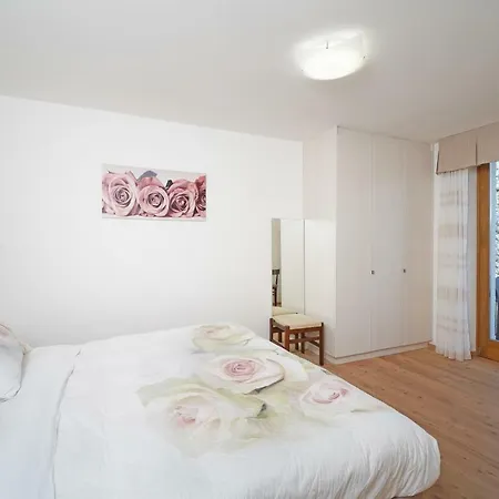 Apartment Apartaments - Villa Delle Querce Tremosine